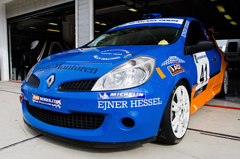 Entire Racing / Sally Racing's Renault Clio III.